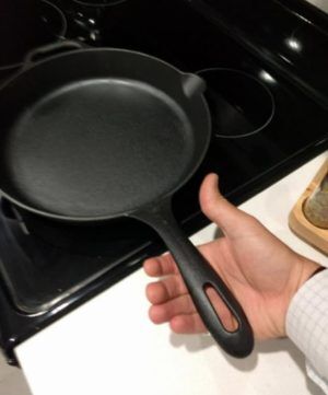 victoria 12 inch cast iron skillet handle