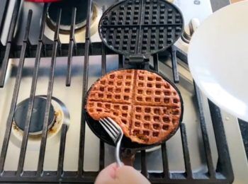 rome industries cast iron waffle maker review